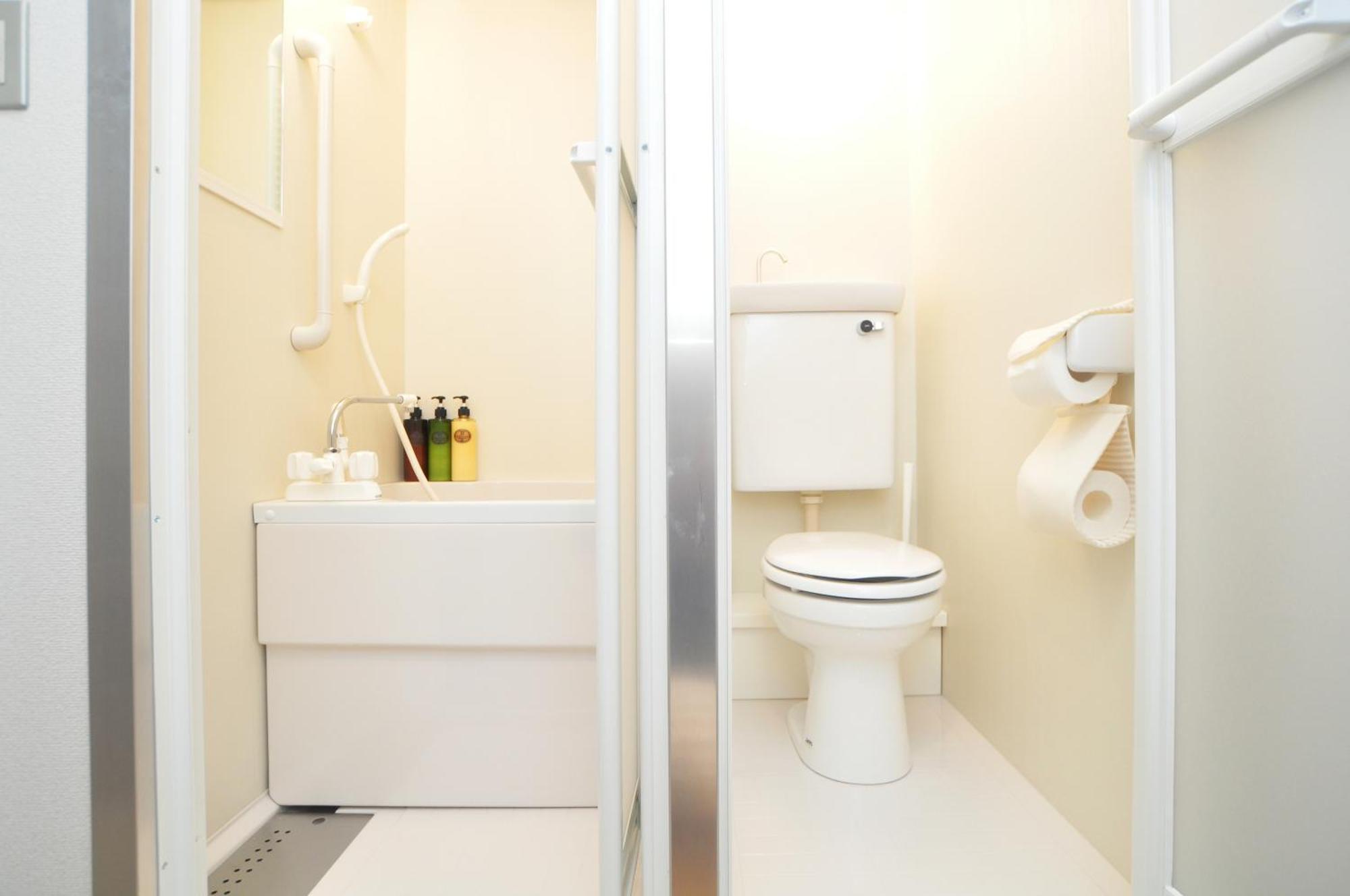 Bijou Suites Kokoro Осака Стая снимка